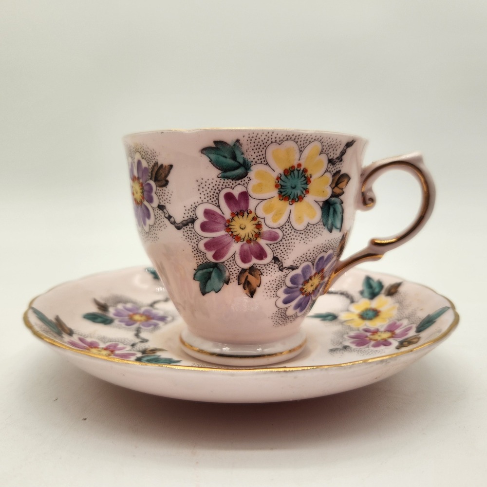 Tuscan Fine English Bone China Tea Cup‎ and Saucer Pink Floral England Vintage